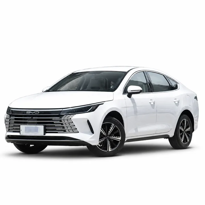 BYD Destroyer 05 на белом фоне